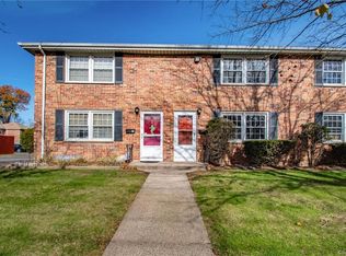 114 S Washington St APT 16, Plainville, CT 06062
