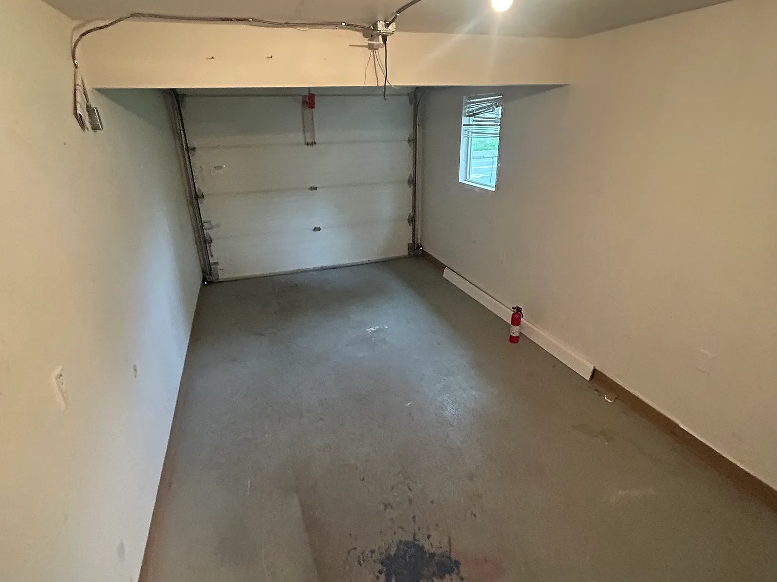 3 bed, 1600 sqft, $2,500 — Photo 3