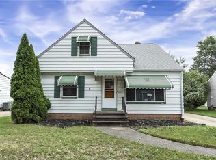 4753 Summer Ln, Brooklyn, OH