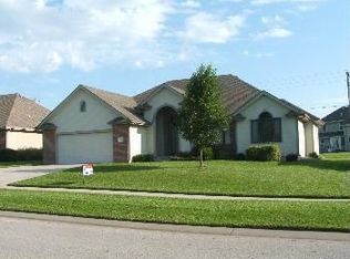 7644 SW 27th St, Topeka, KS 66614