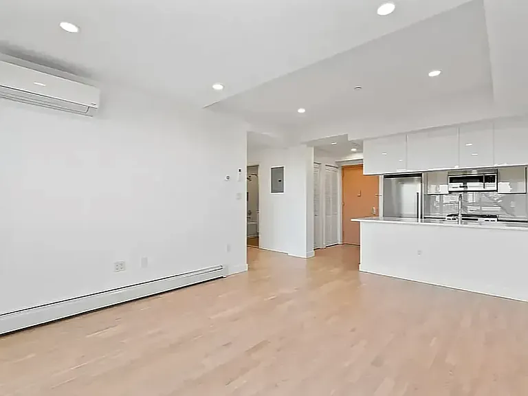 2600 7th Ave #6B — Photo 8
