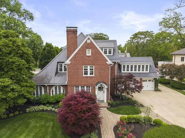 1875 Roxbury Rd, Upper Arlington, OH 43212