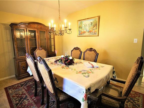 3rd image of 1208 Shalimar Dr