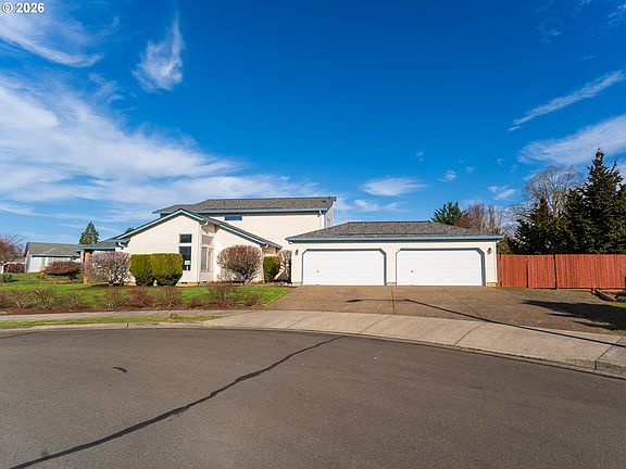 3rd image of 19012 Paulsen Dr