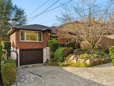 3635 43rd Avenue W, Seattle, WA, 98199