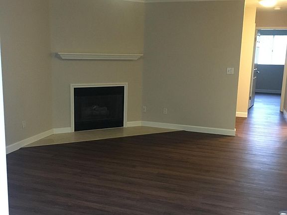 3rd image of 4779 Seminole Dr APT 111