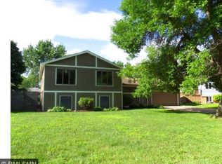 628 Maple St NE, Spring Lake Park, MN 55432