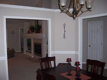 5th image of 17 Thrasher Ln