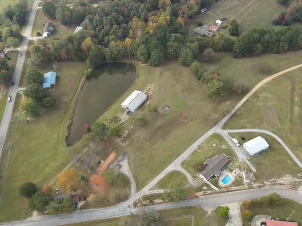 37 County Road 825, Clanton, AL 35045