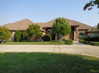 3834 N Golden Bear Dr, Merced, CA 95340