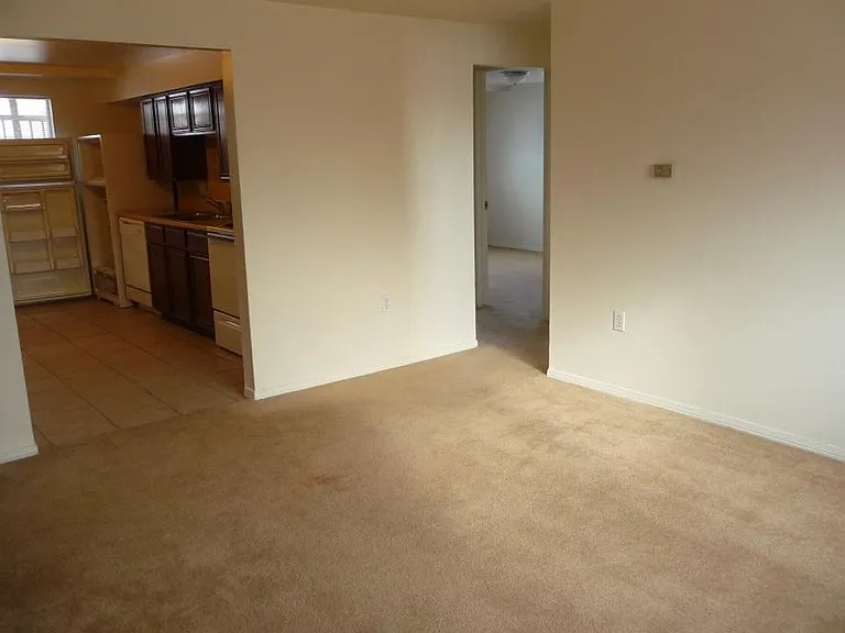 18245 W 3rd Pl — Photo 6