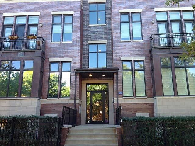 1st image of 1253 W Melrose St #Ge