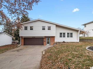 12618 O St, Omaha, NE 68137