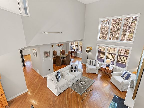 2nd image of 47 Orchard Hill Dr #47
