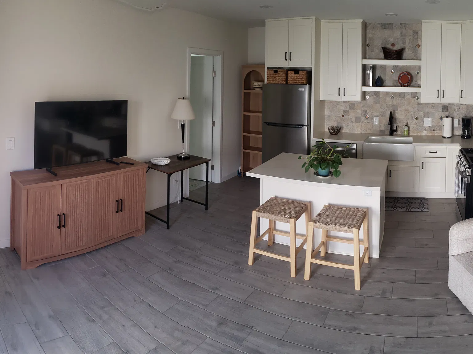 1 bed, 453 sqft, $2,600 — Photo 1