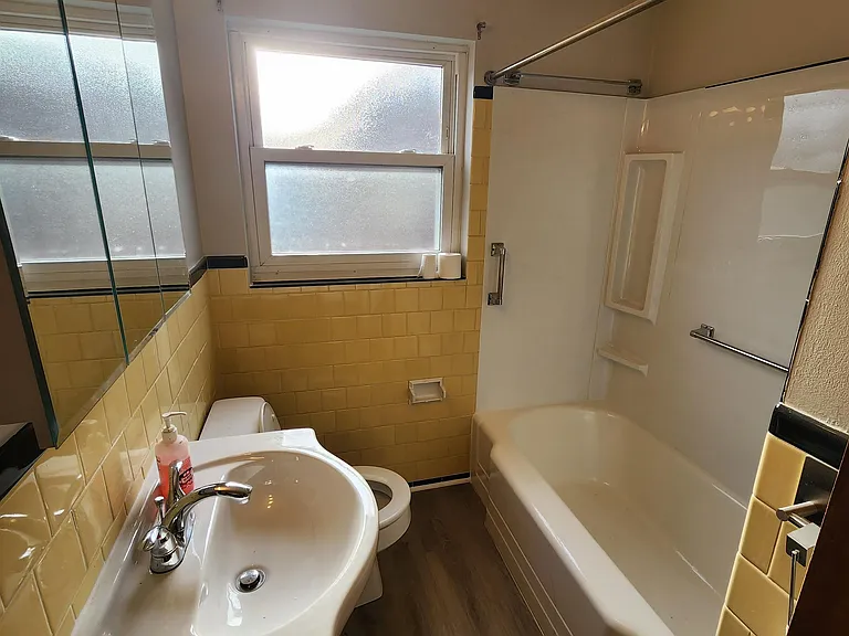 1439 Lincoln Way #D — Photo 8