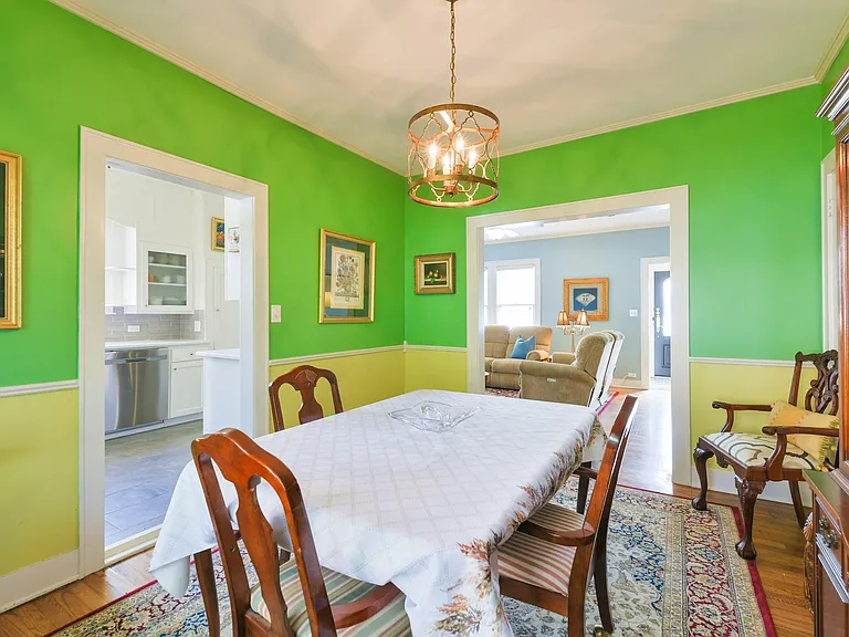 802 S Day St — Photo 19