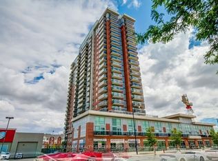 215 Queen St E #1511, Brampton, ON L6W 0A9