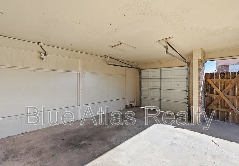 2747 Countryside Ln — Photo 16