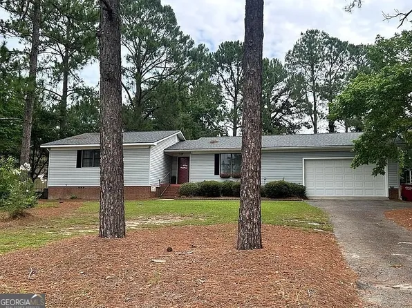 715 40th St E, Tifton, GA 31794