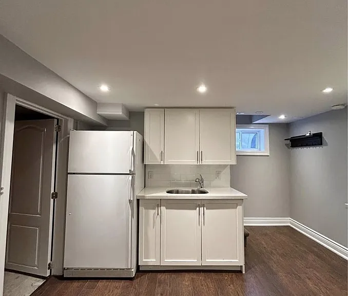 775 Upper Gage Ave — Photo 2