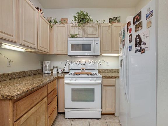 5th image of 3555 Meridale Dr Unit 2145