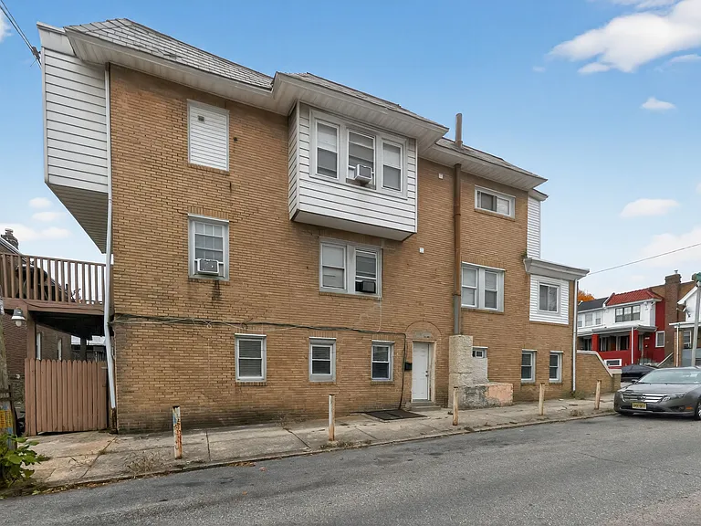 5820 Woodcrest Ave #3 — Photo 16