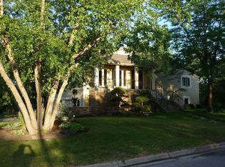 6840 W 83rd Street Ter, Bloomington, MN 55438