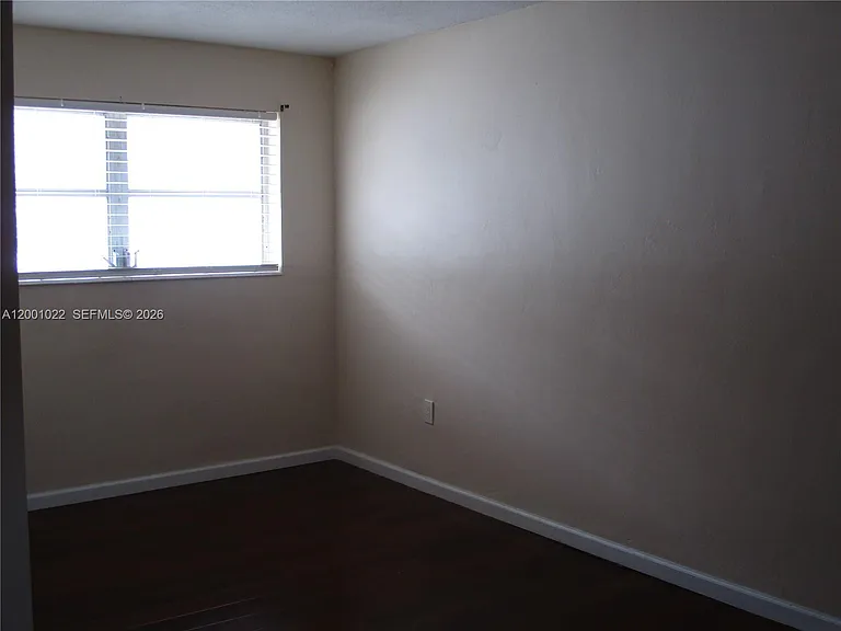 1949 Taylor St #9 — Photo 14