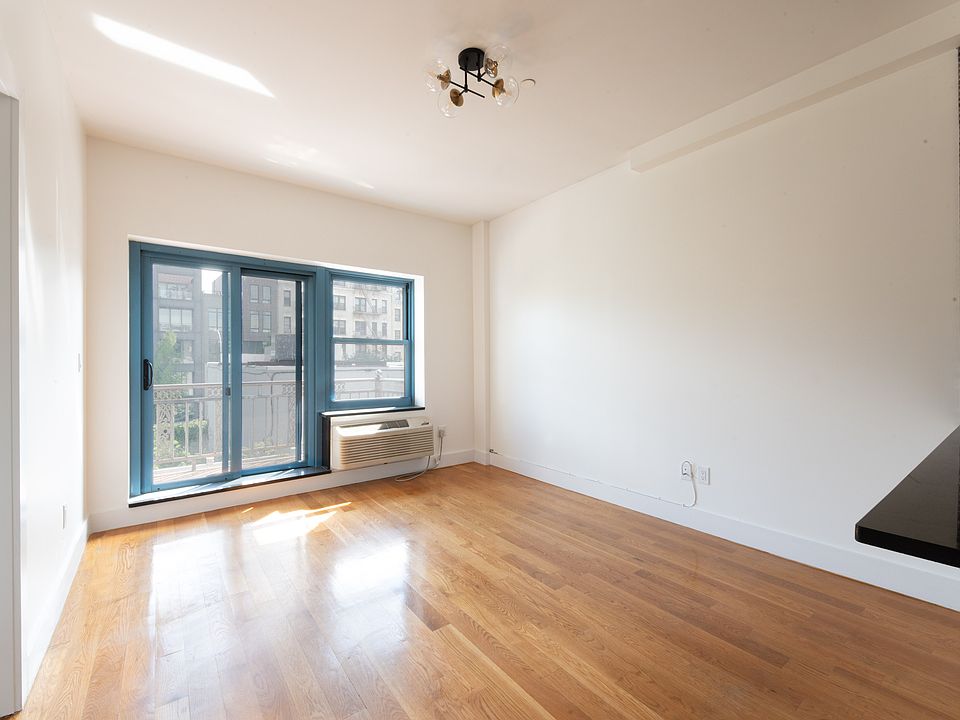 1st image of 208 Grand St APT 3B