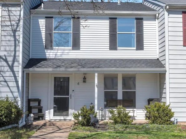 4 James Cubberly Ct, Hamilton, NJ 08610