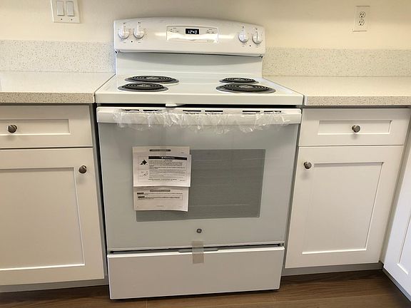 2nd image of 917 E Newmark Ave APT B