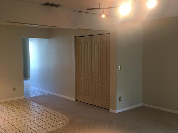 3rd image of 39 Tomoka Meadows Blvd