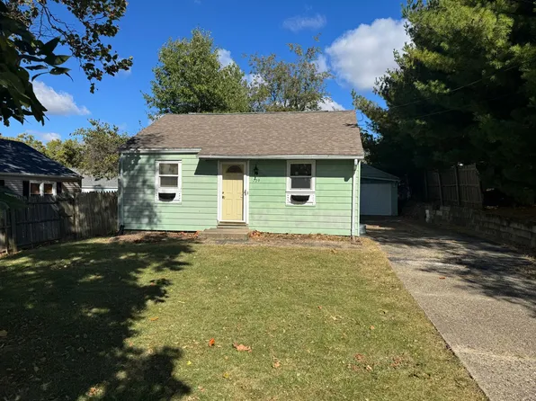 729 E Glen Ave, Peoria Heights, IL 61616