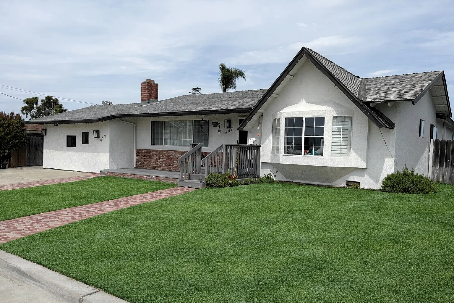 2 bed, 750 sqft, $2,900 — Photo 1