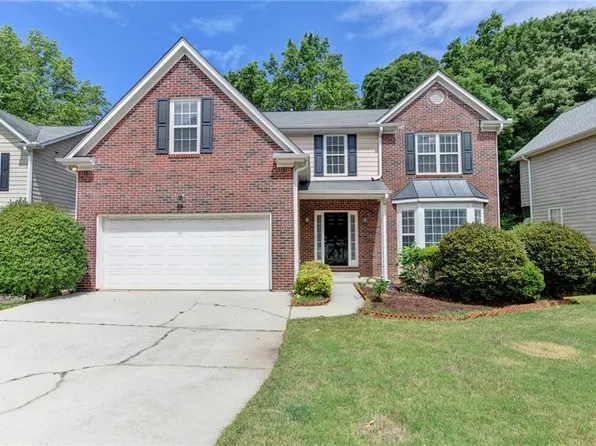 3380 McClure Woods Dr, Duluth, GA 30096