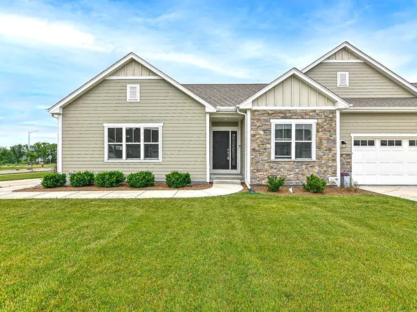 7811 West Park Circle WAY NORTH North, Franklin, WI 53132