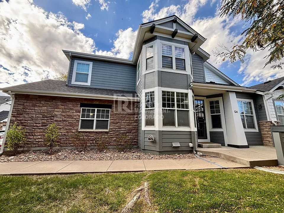 2550 Winding River Dr #Q4