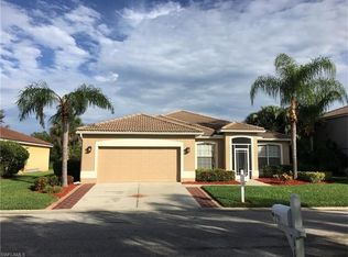 11168 Lakeland Cir, Fort Myers, FL 33913