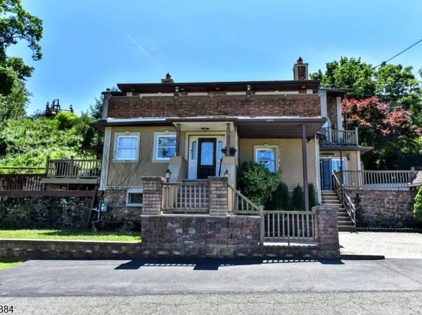 27 Joan St, Wayne Twp., NJ 07470