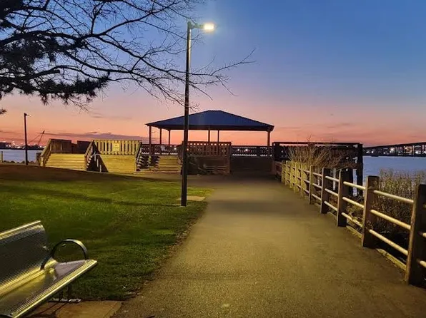 177 West 48th Street image 1 of 16