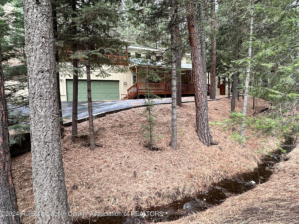 1st image of 405 Cedar Creek Dr