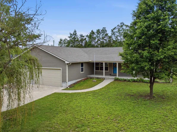 901 Nicholson Rd, Chapman, KS 67431