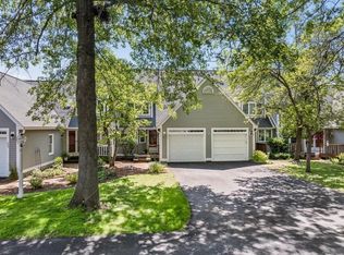 378 Winding Pond Rd, Londonderry, NH 03053