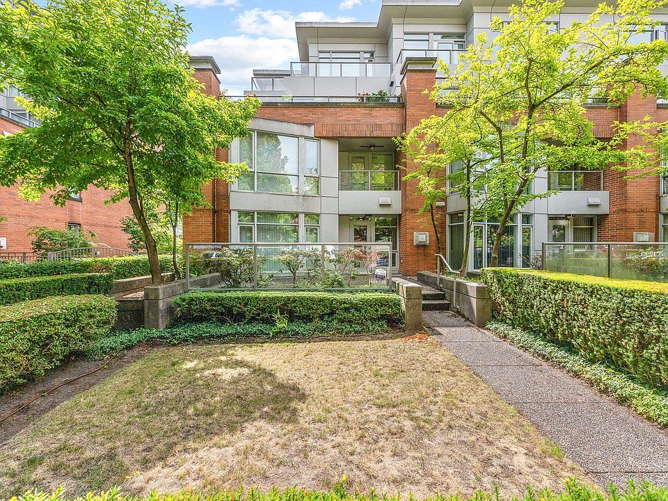 1st image of 638 W 45th Ave #201