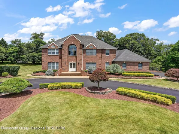 10 Kudyba Court, Manalapan, NJ 07726