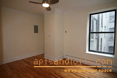 Rented by aptsandlofts.com
