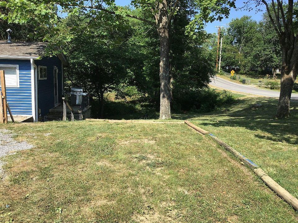 2nd image of 101 Houston Ave