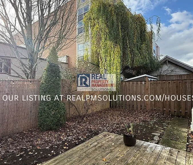 5025 NE 17th Ave — Photo 44
