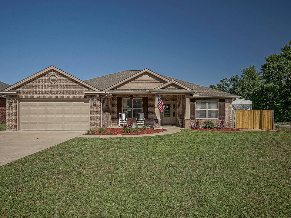 1st image of 918 Middle Dr